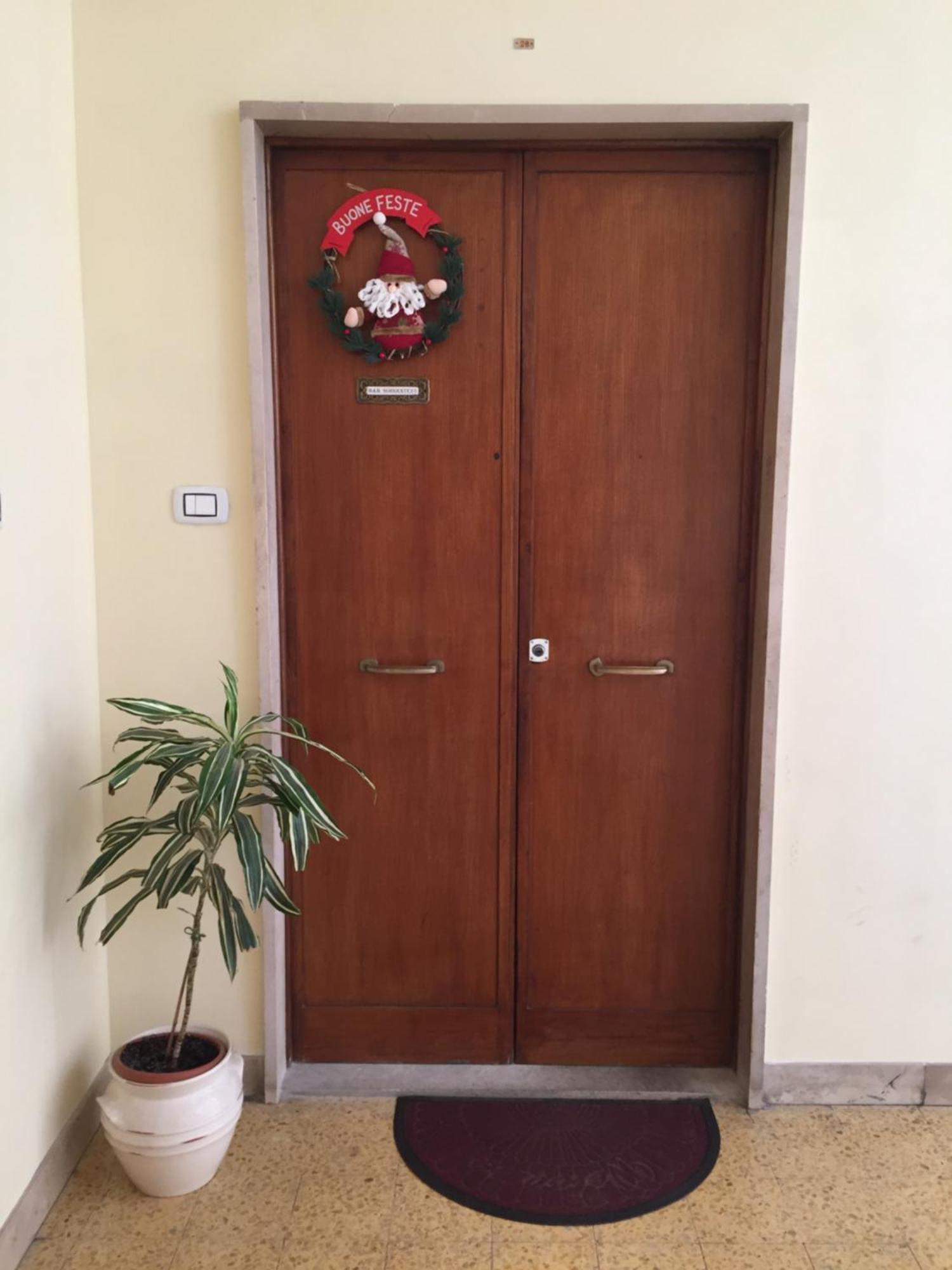 B&B Sorgente 23 萨莱诺 外观 照片